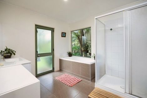 Photo of property in 1/199 Birdwood Road, Massey, Auckland, 0614