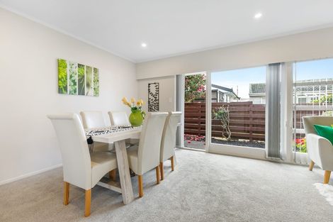 Photo of property in 4/24 Central Avenue, Papatoetoe, Auckland, 2025