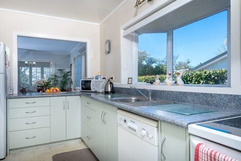 Photo of property in 1/27 Nui Mana Place, Te Atatu South, Auckland, 0610