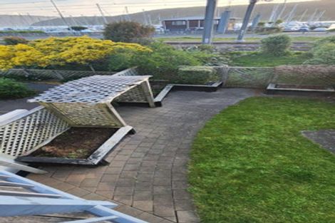 Photo of property in 14 Marina View, Paremata, Porirua, 5026