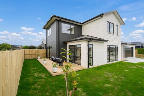 Photo of property in 12 Bourke Drive, Cambridge, 3434