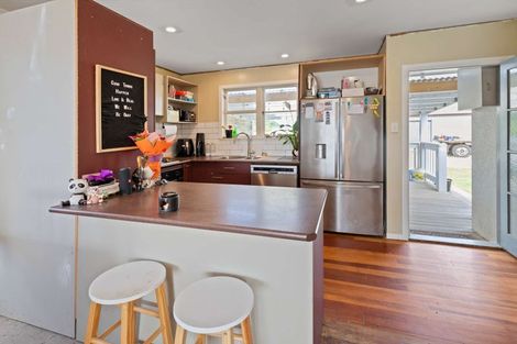 Photo of property in 9 Camellia Avenue, Aramoho, Whanganui, 4500