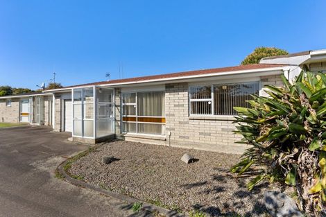 Photo of property in 28b Wood Street, Takaro, Palmerston North, 4410
