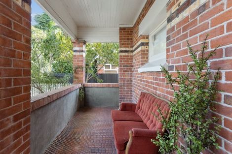 Photo of property in 7 Avenue Road, Greenmeadows, Napier, 4112