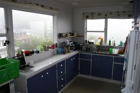 Photo of property in 1 Flint Way, Northland, Wellington, 6012