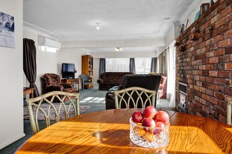 Photo of property in 13 Curtis Street, Stratford, 4332