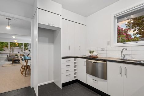 Photo of property in 22 Stratford Street, Merivale, Christchurch, 8014
