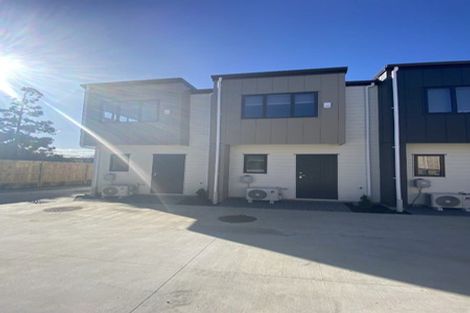 Photo of property in 2/39 Renata Crescent, Te Atatu Peninsula, Auckland, 0610