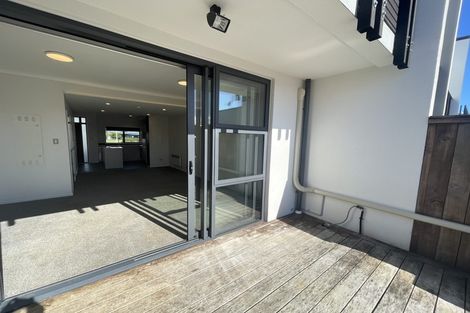 Photo of property in 174 Hobsonville Point Road, Hobsonville, Auckland, 0616