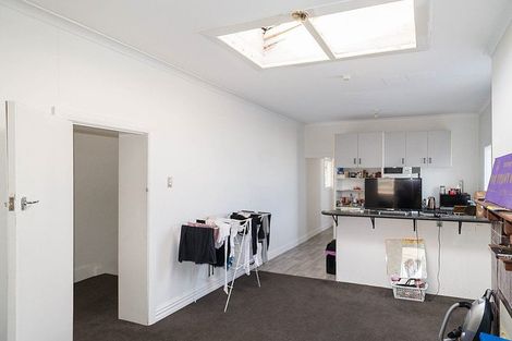 Photo of property in 19 Hyde Street, North Dunedin, Dunedin, 9016