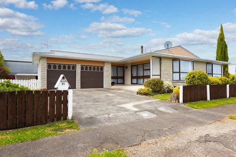 Photo of property in 74 Ormond Street, Woodville, 4920