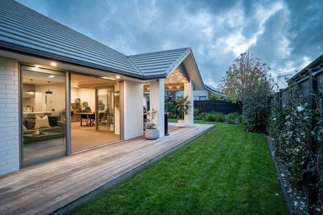 Photo of property in 27c Isobel Hodgson Drive, Cambridge, 3434