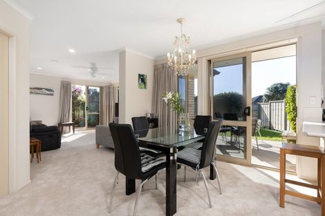 Photo of property in 724 Gloucester Road, Papamoa Beach, Papamoa, 3118