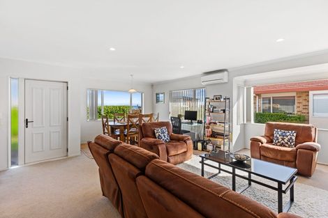 Photo of property in 343 Otumoetai Road, Otumoetai, Tauranga, 3110