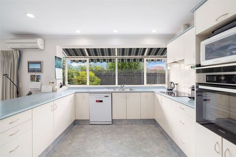 Photo of property in 8 Ilam Road, Upper Riccarton, Christchurch, 8041