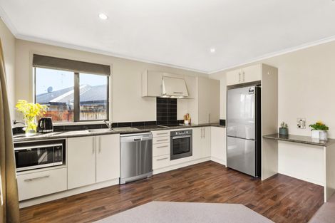 Photo of property in 31u4 Jones Crescent, Melville, Hamilton, 3206