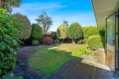 Photo of property in 14 Resolution Place, Bryndwr, Christchurch, 8053
