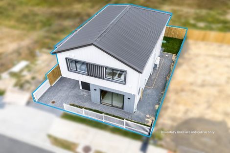 Photo of property in 6 Kaititiko Road, Rosehill, 2113