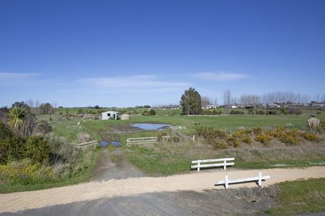 Photo of property in 50 Cemetery Road, Sanson, 4479