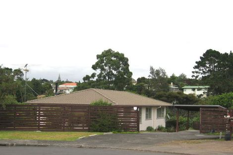 Photo of property in 10 Papa Place, Birkdale, Auckland, 0626