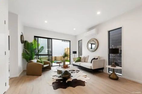 Photo of property in 106b Taikata Road, Te Atatu Peninsula, Auckland, 0610