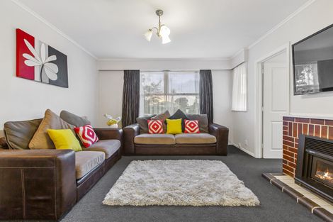 Photo of property in 29 Hill Crescent, New Lynn, Auckland, 0600