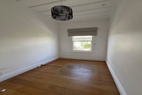 Photo of property in 19 Lake Road, Devonport, Auckland, 0624