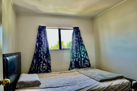 Photo of property in 2/62 Hillcrest Road, Papatoetoe, Auckland, 2025