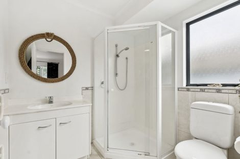 Photo of property in 23 Delmont Close, East Tamaki Heights, Auckland, 2016