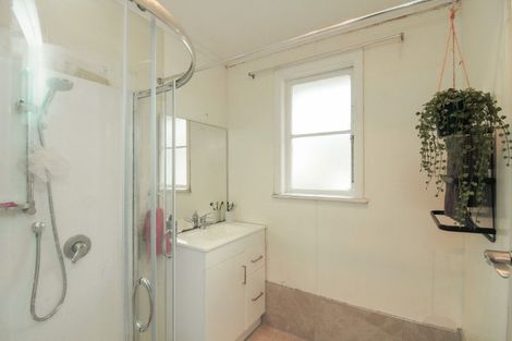 Photo of property in 27a Wilford Street, Wallaceville, Upper Hutt, 5018