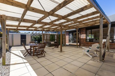 Photo of property in 6 Aotea Drive, Aotea, Porirua, 5024