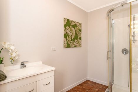 Photo of property in 433 Palmerston Road, Gisborne, 4010