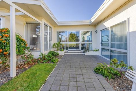 Photo of property in 104 Freyberg Avenue, Tamatea, Napier, 4112