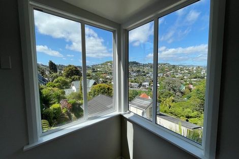 Photo of property in 66 Simla Crescent, Khandallah, Wellington, 6035