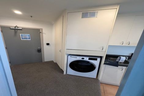 Photo of property in Terrace Garden Apartments, 6h/120 The Terrace, Wellington Central, Wellington, 6011