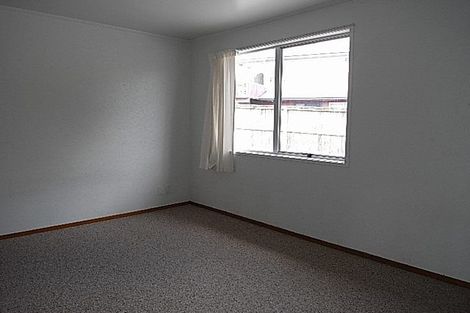 Photo of property in 35 Gallony Avenue, Massey, Auckland, 0614