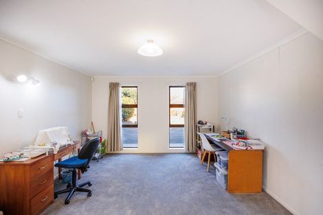 Photo of property in 4 Gainsborough Grove, Highbury, Palmerston North, 4412