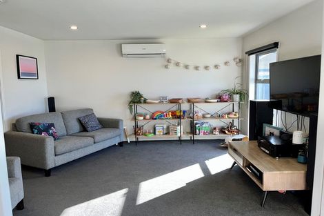 Photo of property in 17 Story Street, Foxton Beach, Foxton, 4815
