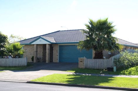 Photo of property in 63 Tarnica Road, Northpark, Auckland, 2013