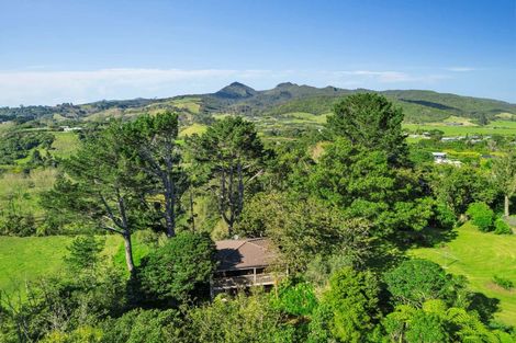 Photo of property in 27 Donnelly Street, Oakura, 4314