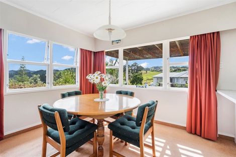 Photo of property in 37 Clotworthy Crescent, Onerahi, Whangarei, 0110