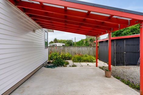 Photo of property in 15 Tasman Street, Opunake, 4616