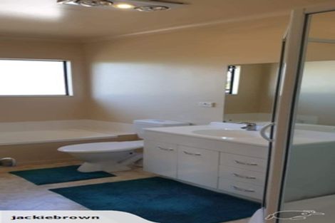 Photo of property in 4/1 Charlenne Close, Ranui, Auckland, 0612