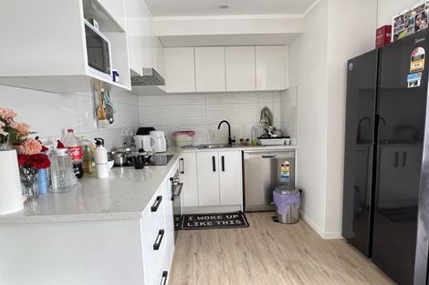 Photo of property in 56 Walworth Avenue, Pakuranga Heights, Auckland, 2010