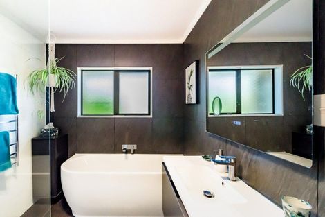 Photo of property in 78 Parata Street, Waikanae, 5036