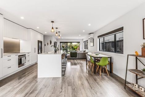 Photo of property in 11 Makete Crescent, Hobsonville, Auckland, 0618