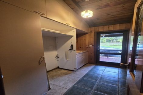 Photo of property in 694 Whitemans Valley Road, Whitemans Valley, Upper Hutt, 5371