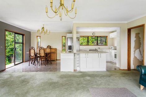 Photo of property in 229a Golf Road, Titirangi, Auckland, 0604