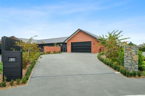 Photo of property in 21 Maurice James Way, Prebbleton, 7604