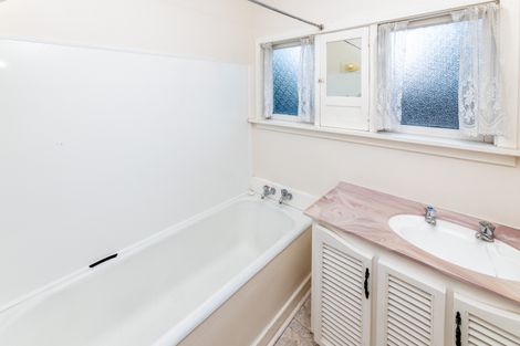 Photo of property in 395 Linwood Avenue, Bromley, Christchurch, 8062